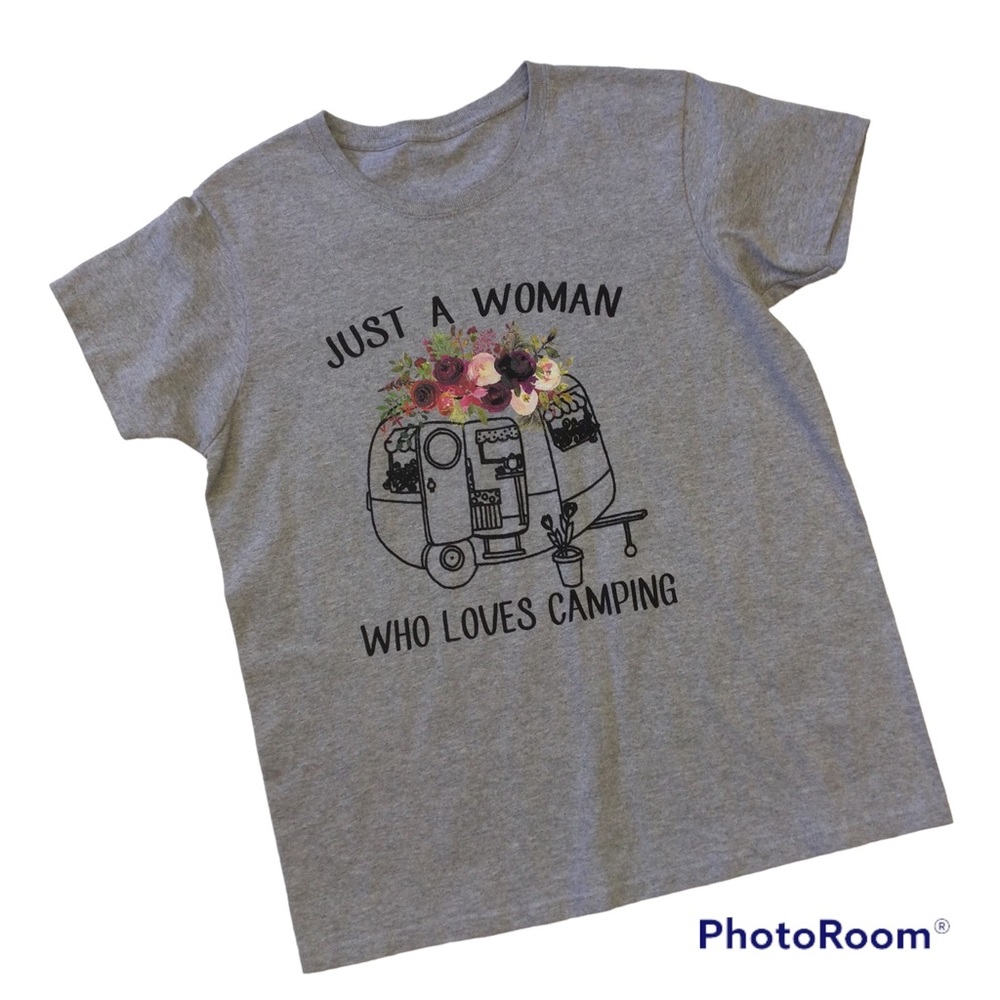 Love Camping Painted Graphic T-shirt Gray Floral S